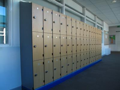 Laminate Lockers at Priesthorpe School